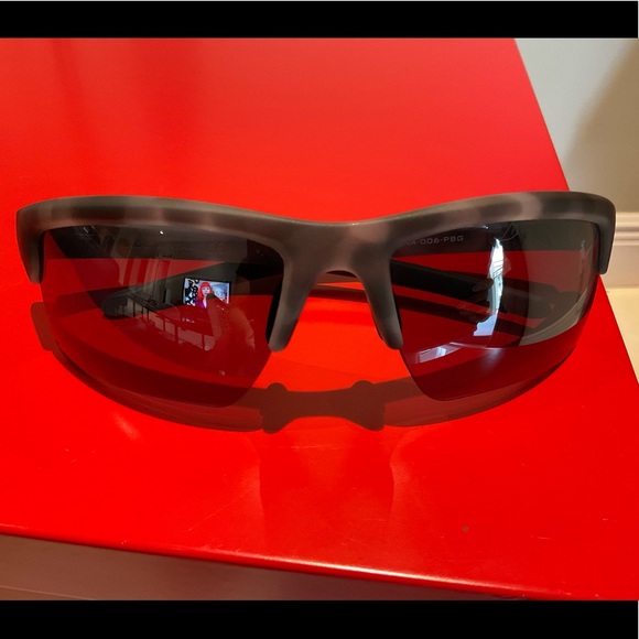 BRAND NEW!!!!! Torch Sunglasses - Picture 2 of 5